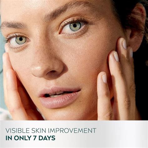 NIVEA Derma Skin Clear Toner 200ml - NIVEA India