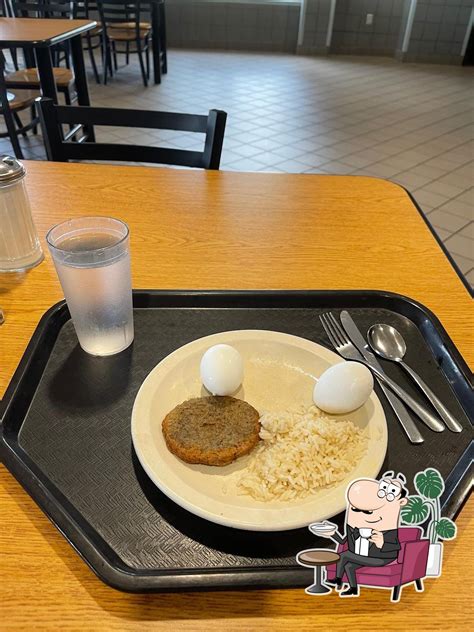 Theodore Roosevelt DFAC, Fort Hood - Restaurant menu, prices and reviews