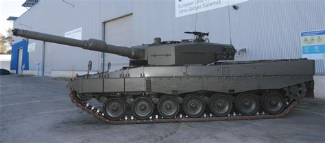 First 4 refurbished units of Spanish Leopard 2 tanks destined to ...