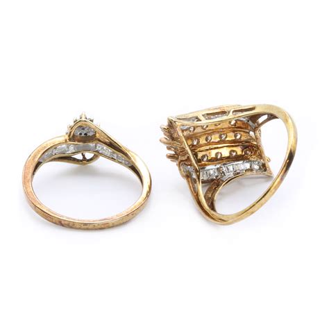 Lot 81 - Two 9ct gold diamond rings