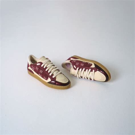 Gully Number 001 - Barfi Burgundy – Gully Labs