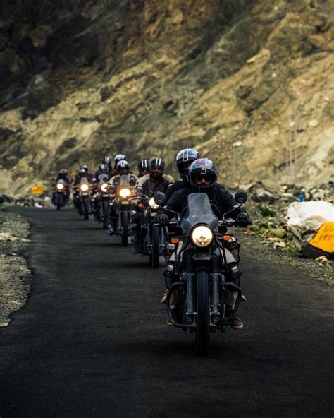 Manali to Srinagar With [Hanle & Umling la] | Deyor