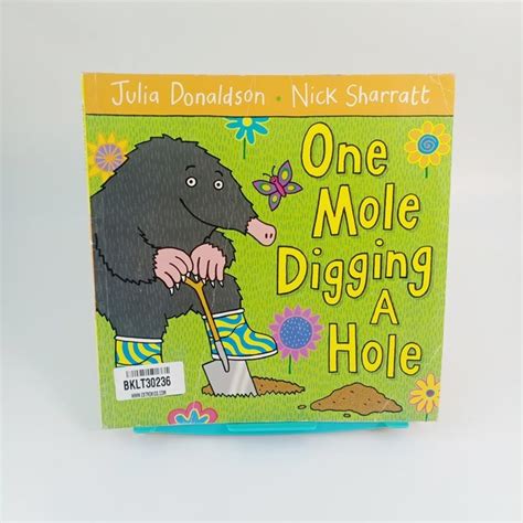 One mole Digging A Hole - BKLT30236 – Extrokids