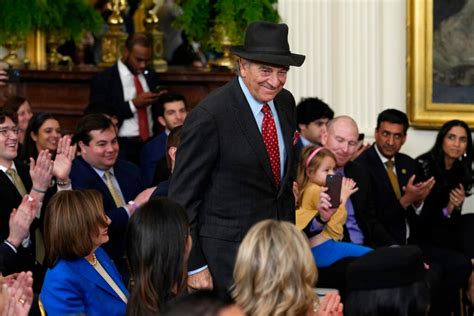 Paul Pelosi attack: Graphic video shows struggle for hammer - silive.com