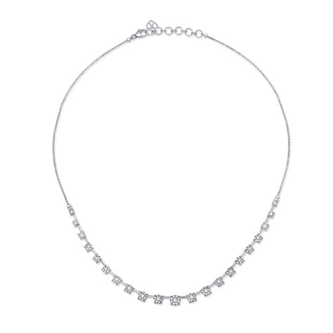 Elegant Diamond Necklace in White Gold