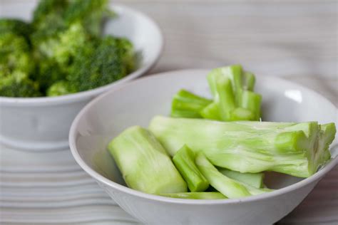 Do Broccoli Stems Have Nutritional Value? | 2bstronger.com