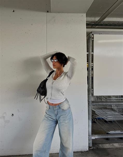 Zip-up hoodie - BSK Teen | Bershka