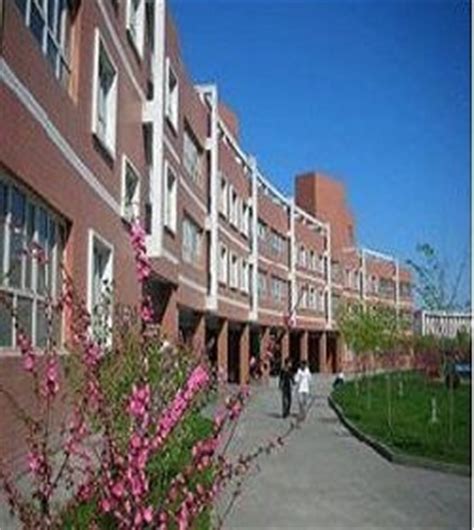 新疆职业大学总共有几个校区(各专业新生在哪个校区)