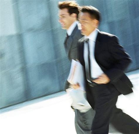 Business Men Walking in Line 的图像结果