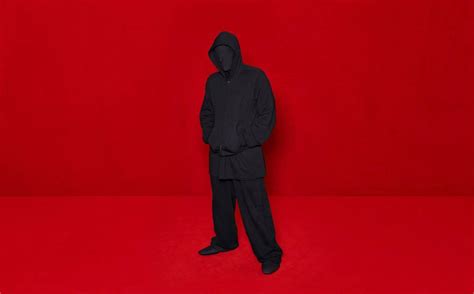 Balenciaga spoofs the red carpet and debuts The Simpsons episode at ...