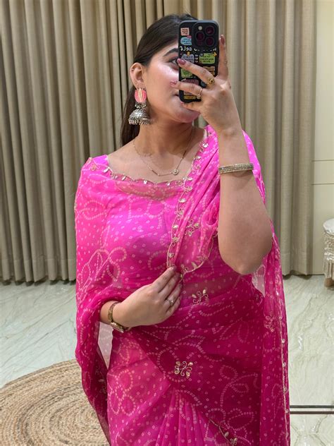 Esha Pink Bandhani Saree