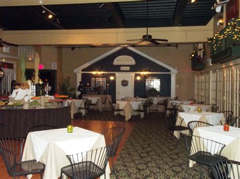 Our Rooms and Grounds — The Historic Old Bermuda Inn