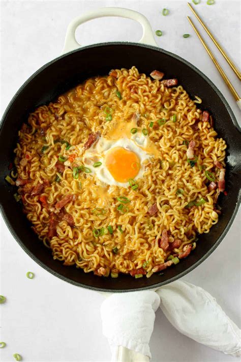 5-Minute Shin Ramen (5 INGREDIENTS ONLY!) - That Cute Dish!