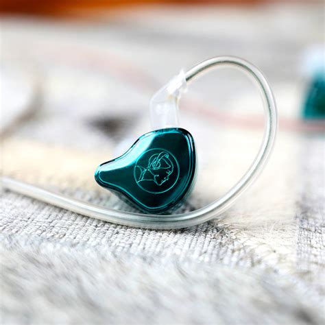 AUDIOCULAR BR Wired In-Ear Monitor Earphone Demo Unit | Concept Kart