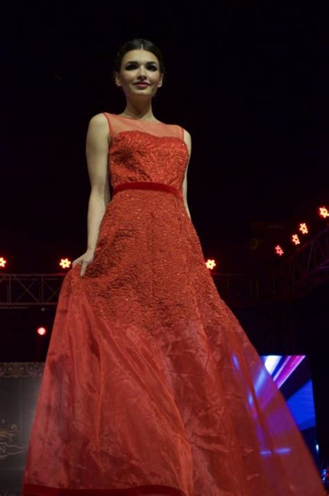 Neha Dhupia At Rajasthan Fashion Week 2015 - Photos,Images,Gallery - 13597