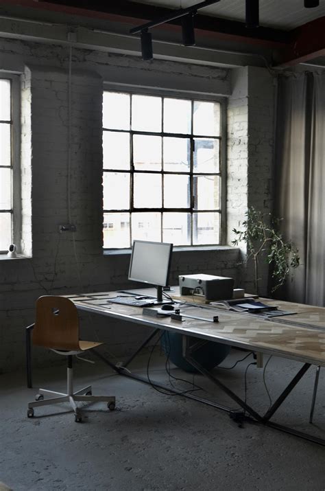 Computer Room Decoration 的图像结果