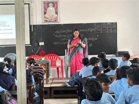 AWARENESS CLASS BY DR.NITHA G AT SNHSS PUBLIC SCHOOL, N. PARAVUR ...