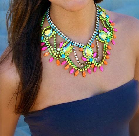 #TopToToe- How To Rock Neon In Style!!