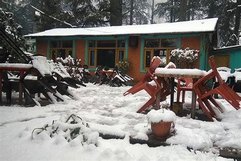 Moon Dance Café & Bakery | LBB