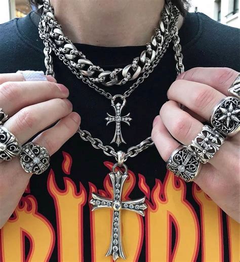 chrome hearts | Aksesuarlar, Fotoğrafçılık, Makyaj look