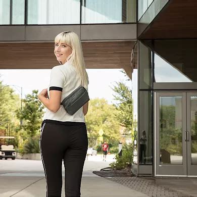 TRAVELON Anti-Theft Metro Convertible Small Crossbody Bag