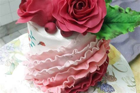 Exotic Cakes & Desserts - Wedding Cake - Kamla Nagar - Weddingwire.in