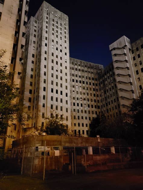 Charity Hospital - New Orleans [4032x3024] : r/AbandonedPorn