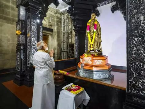 PM Narendra Modi begins his 'dhyan' at Kanyakumari Vivekananda Rock ...