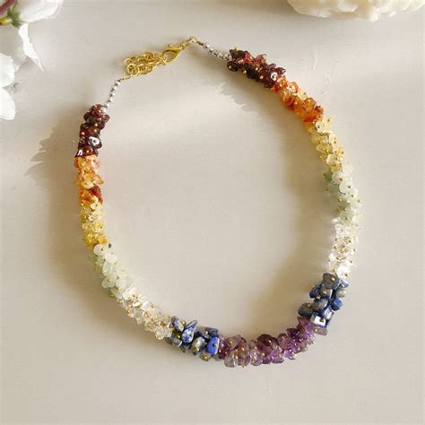 Seven Chakra Crystal Chips Necklace – The Lilith store