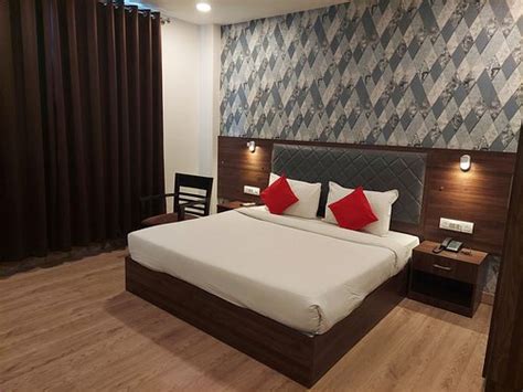 CLICK HOTEL,TRANSPORT NAGAR, LUCKNOW - Hotel Reviews, Photos, Rate ...