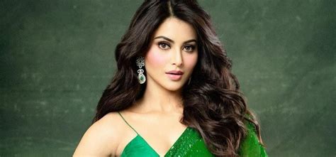 People Troll Urvashi Rautela & Her Mother Meera Rautela For Instagram ...