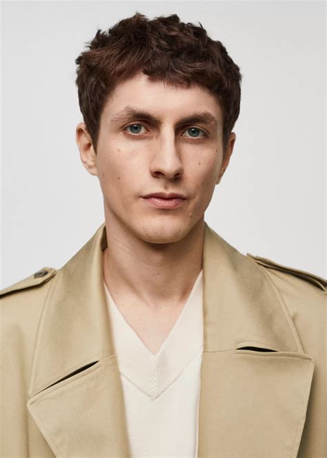 Abrigos y gabardinas de hombre - ofertas 2025 | MANGO OUTLET España ...