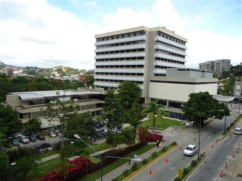 Centro Médico Docente La Trinidad Office Photos
