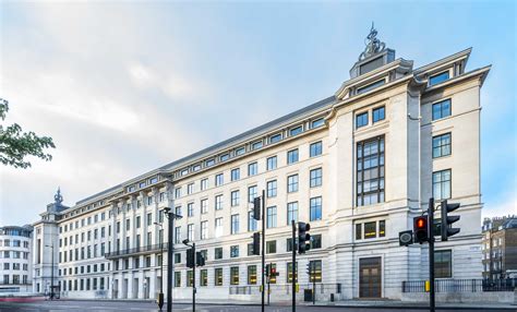 Dr Vishal Patel | Cleveland Clinic London