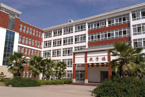 江西赣州十一所好高中，2020高考创佳绩，赣县中学的进步一目了然_上线