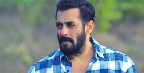 Palak Tiwari Reveals Salman Khan’s Strict Rules For Girls Clothing On ...