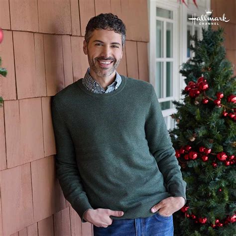 Danny Pellegrino Got Advice from Twilight's Ashley Greene for Deck the ...