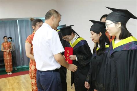 河南工业大学漯河工学院举行2020届本科生毕业典礼暨学位授予仪式-教务处
