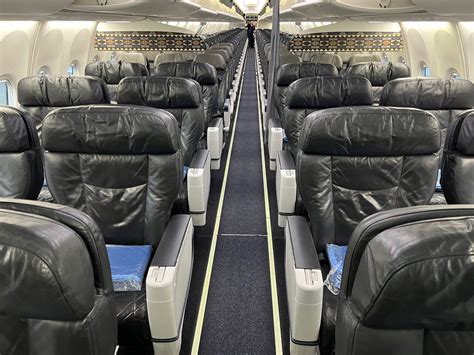 Boeing 737 Business Class 的图像结果