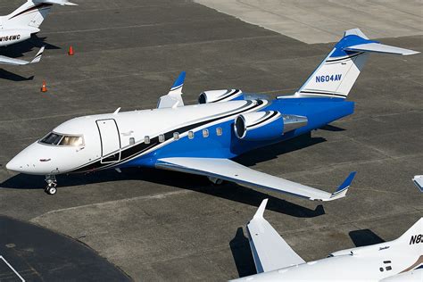N604AV Challenger 604 - Clay Lacy Aviation, Inc. S/N 5437