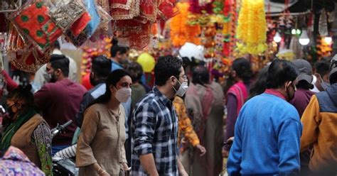 Fed Up Of Being Staying Inside, Delhiites Throng Malls & Markets Weeks ...