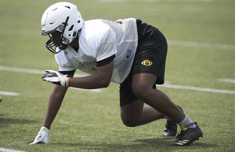 Quaker Valley redesigns offense, keeps playoff goals intact | Trib HSSN