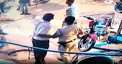 दुकानदार से रिश्वत ले रहा था हेड कांस्टेबल, CBI ने रंगे हाथ दबोचा ...