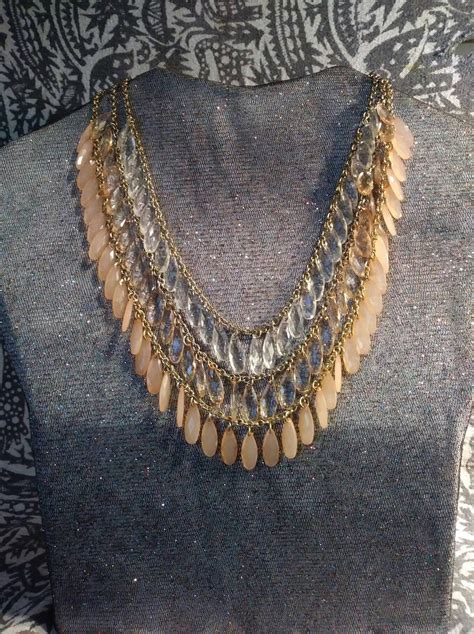 Layered Necklace Bib Style Pink and Clear Lucite VCLM Tm. 80s - Etsy