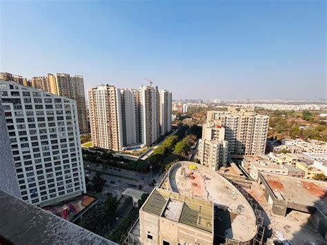 Rental 2 Bedroom 719 Sq.Ft. Apartment in Amanora Ascent Towers ...