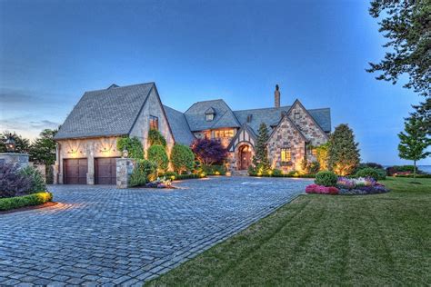 Lake Norman Waterfront Estate with Helipad on the Pier ($6.8 million ...