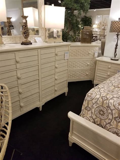 Baer's Furniture Co. Inc. - 7501 SW 100th St, Pinecrest, FL 33156 ...