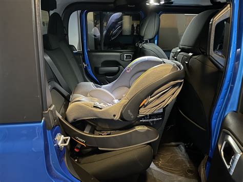 Rear facing car seat? | Page 2 | Jeep Gladiator (JT) News, Forum, Community - JeepGladiatorForum.com