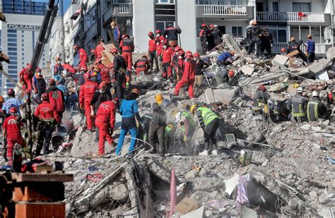 土耳其再次发生7.8级地震，1天2次强震已致超1500人遇难_腾讯新闻