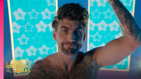 Meet Chris | Love Island